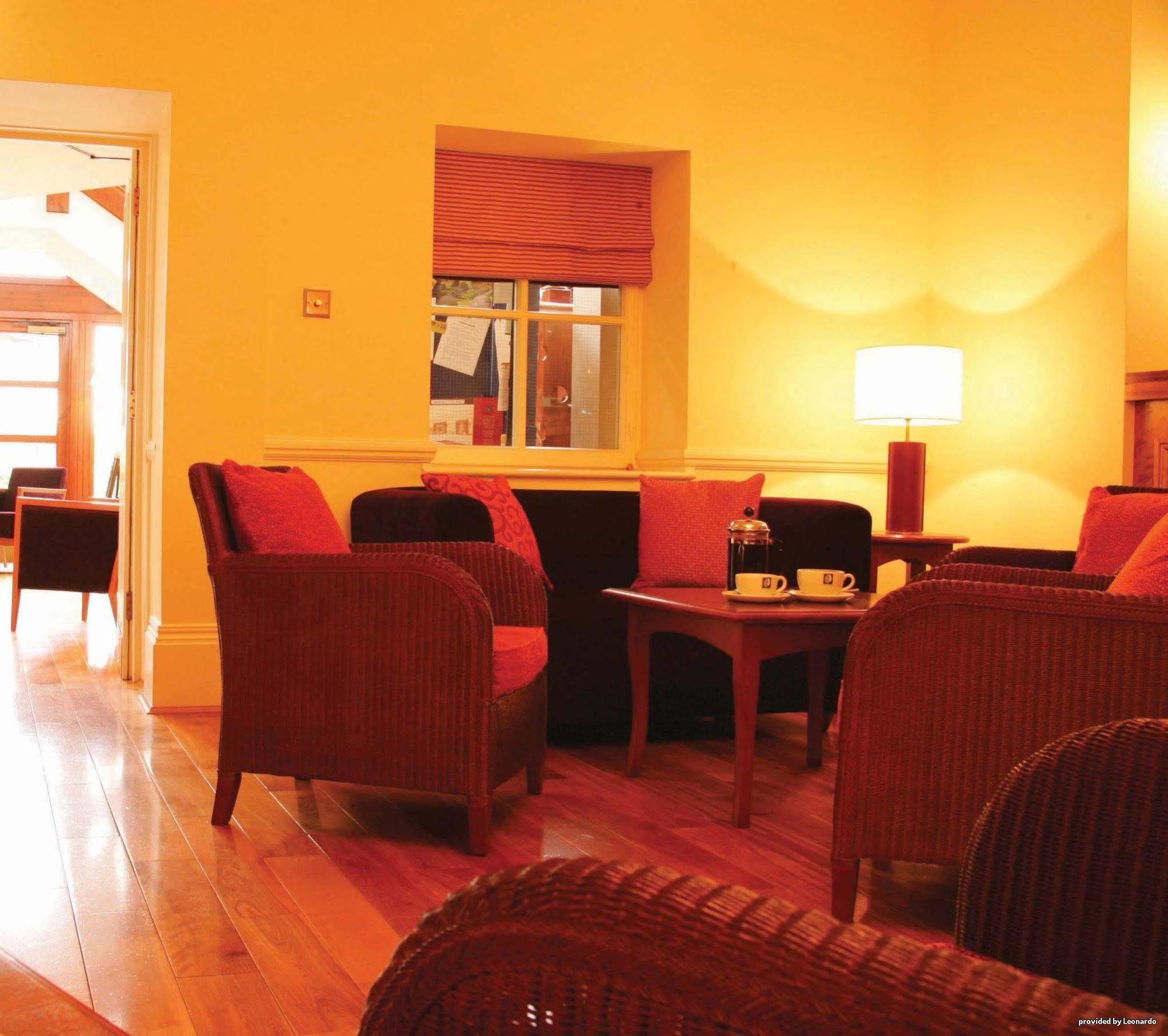 Best Western Gables Hotel Falfield Wnętrze zdjęcie
